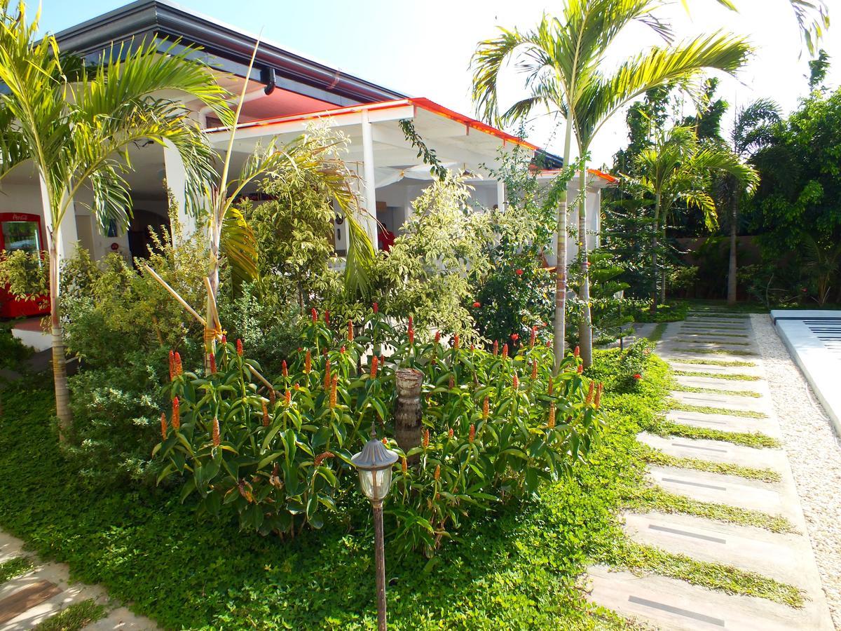 Paboreal Boutique Hotel Puerto Princesa Exterior foto